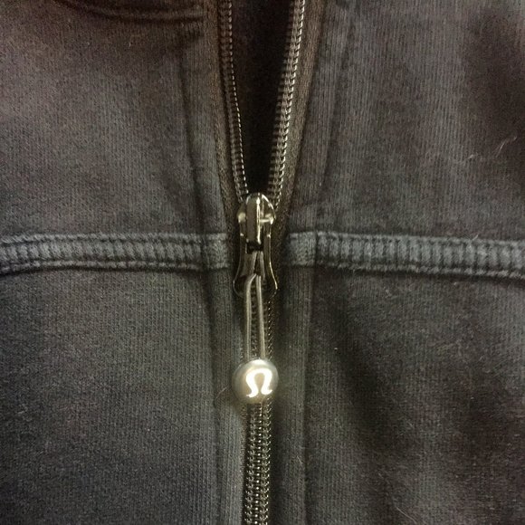 Lululemon Special Edition Scuba Hoodie With Muted Grey Design On Back 📌SOLD - Picture 9 of 12